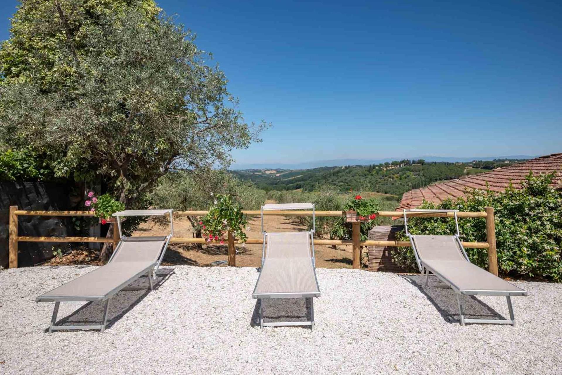 Agriturismo Bio Fattoria Bacio 切塔尔多 外观 照片